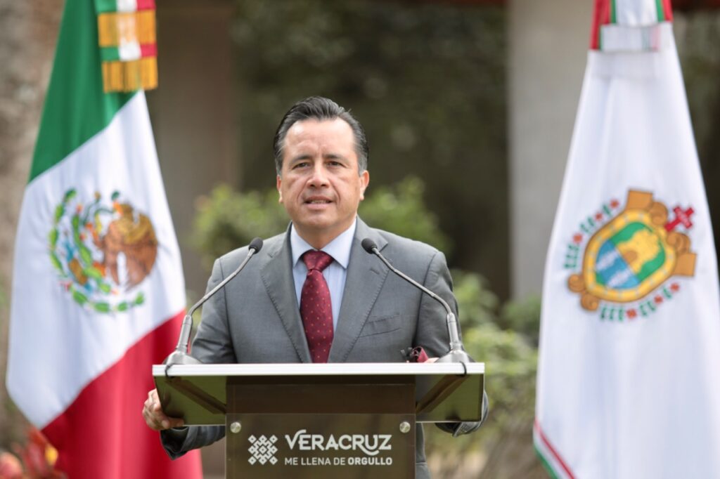 Veracruz, listo para recibir embarque de vacunas COVID-19 de Pfizer: Gobernador