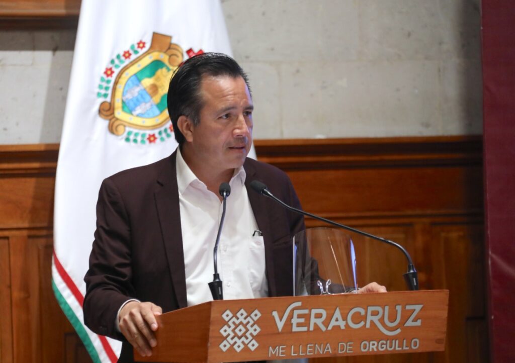 Veracruz amplia vacunación de adultos mayores a 31 localidades más: Gobernador