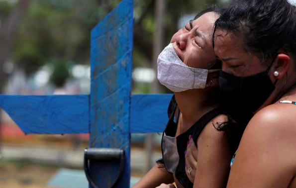 Río de Janeiro anuncia toque de queda mientras Brasil combate ola brutal de Covid