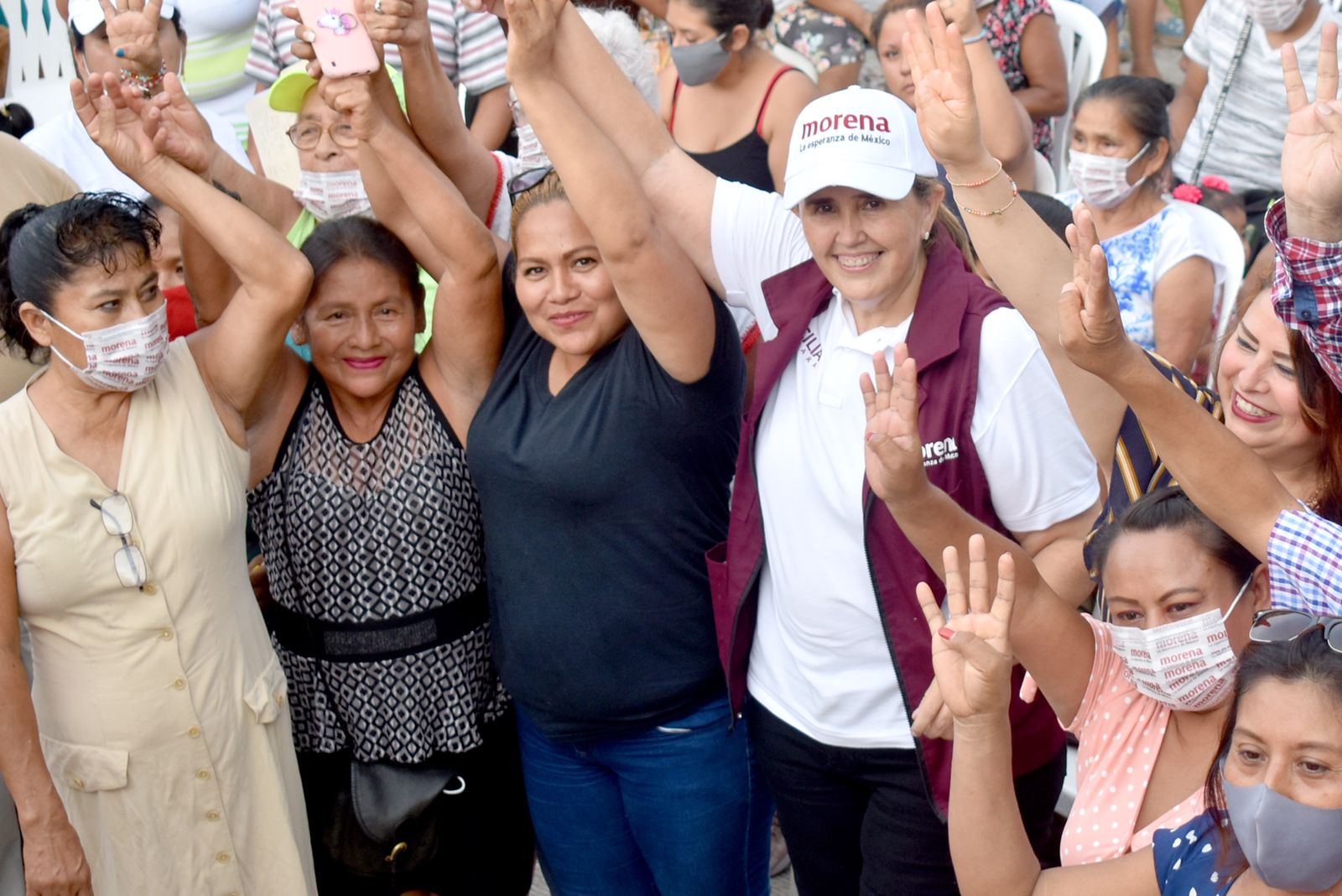 Las mujeres de Poza Rica están con Cecilia Guevara