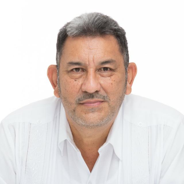 Amado Cruz Malpica hace un llamado al voto este 6 de junio que defina el futuro de Coatzacoalcos