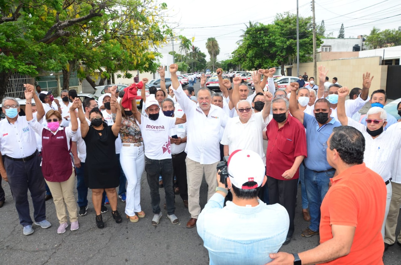 Taxistas respaldan a Exsome para la alcaldía de Veracruz