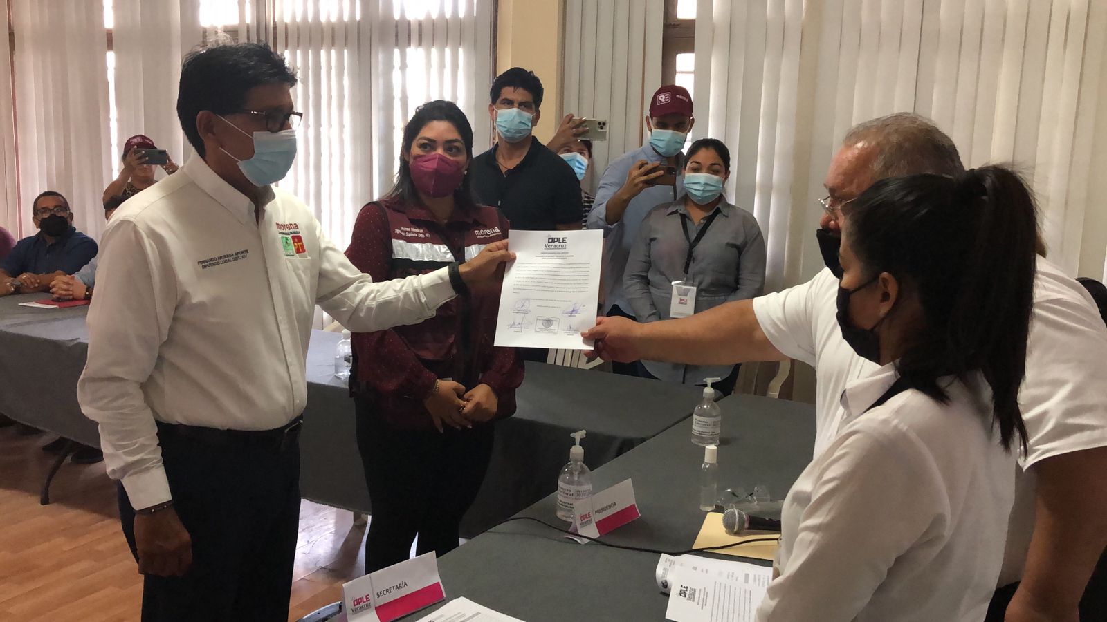 Recibe Fernando Arteaga constancia de mayoría como diputado local por el Distrito de Veracruz