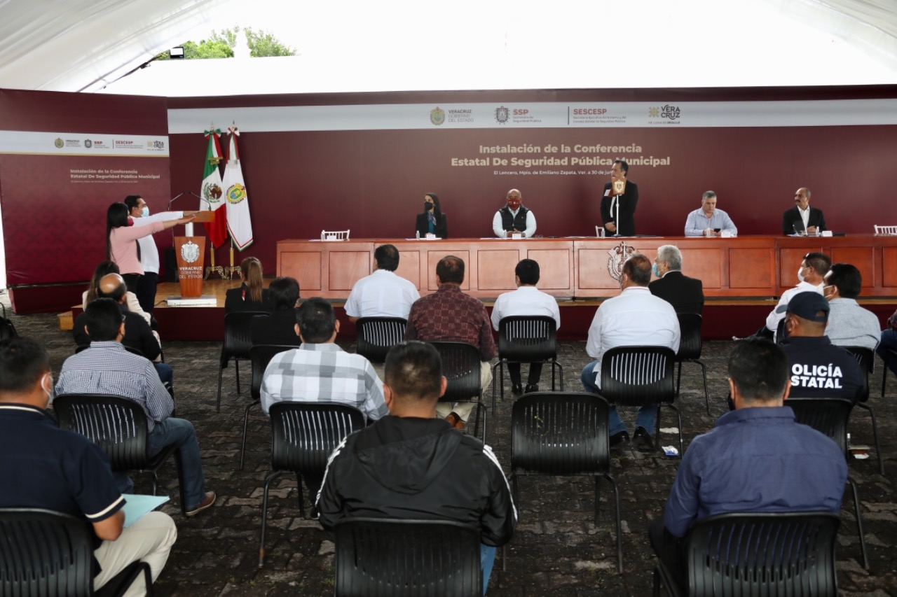 Instala gobernador Cuitláhuac García la Conferencia Estatal de Seguridad Pública Municipal