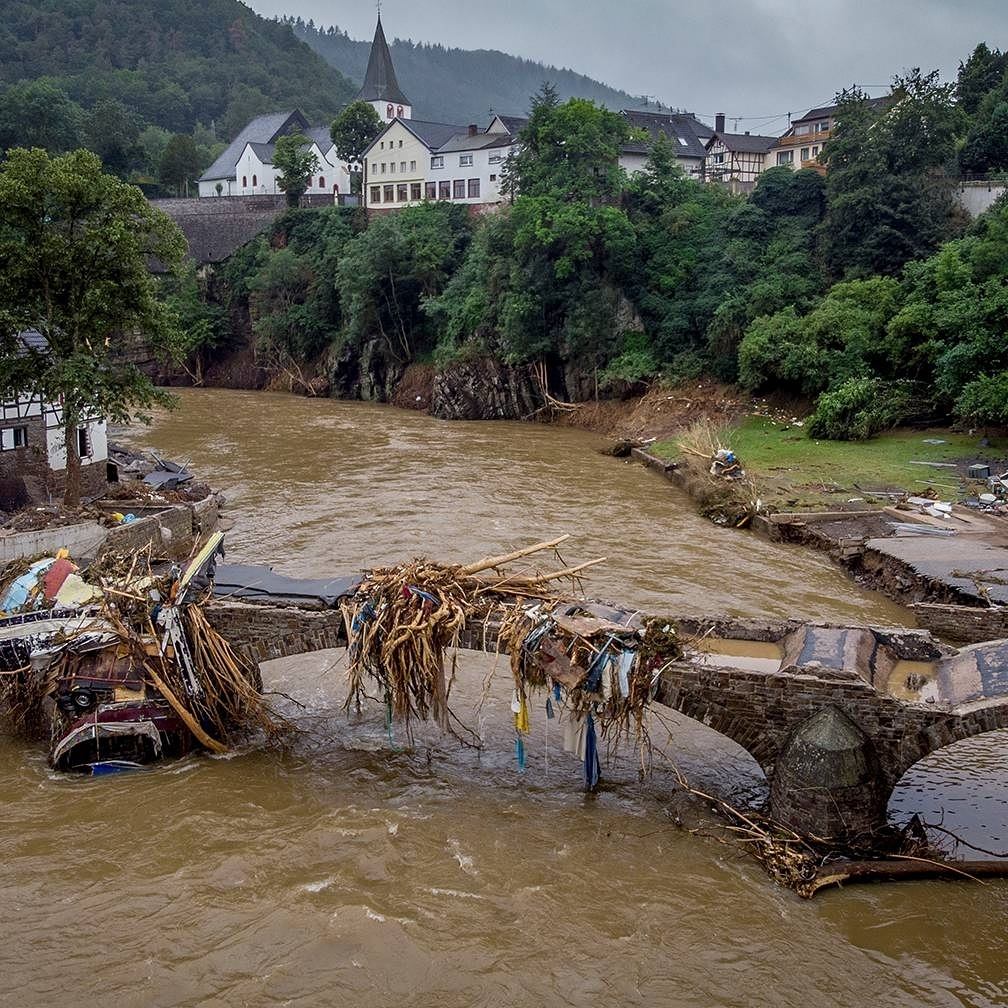 Inundaciones en Europa: más de 110 muertos y sigue la búsqueda😞