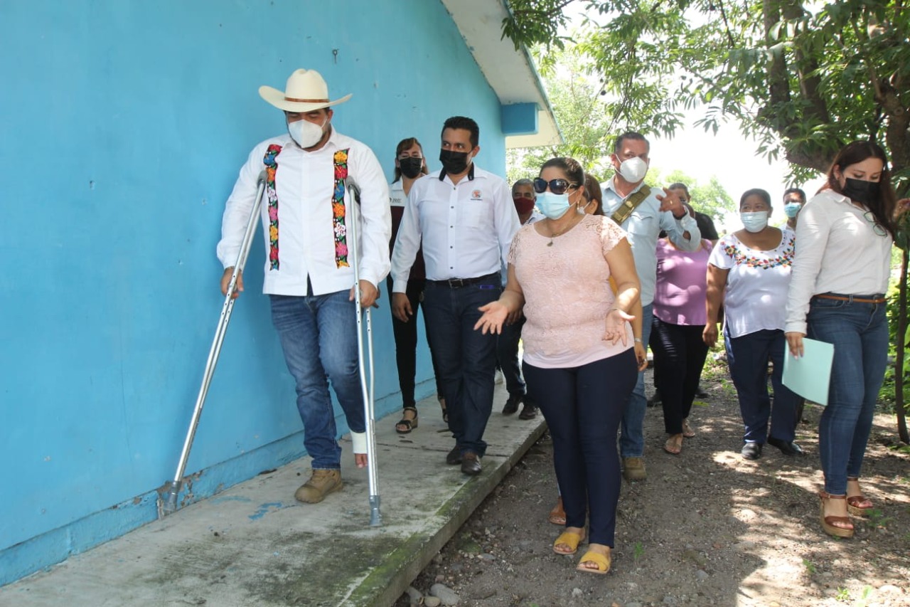 Rehabilitación de escuelas, prioridad del Gobierno de Veracruz; invierte 1.8 mdp en Cotaxtla