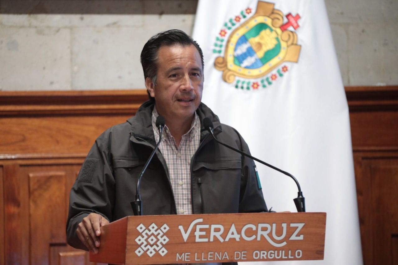 «Todos están bien y nos alegra», Gobernador sobre accidente aéreo