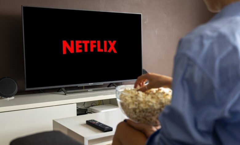 Netflix tendrá un plan con publicidad: una opción más en su oferta para detener la masiva pérdida de usuarios