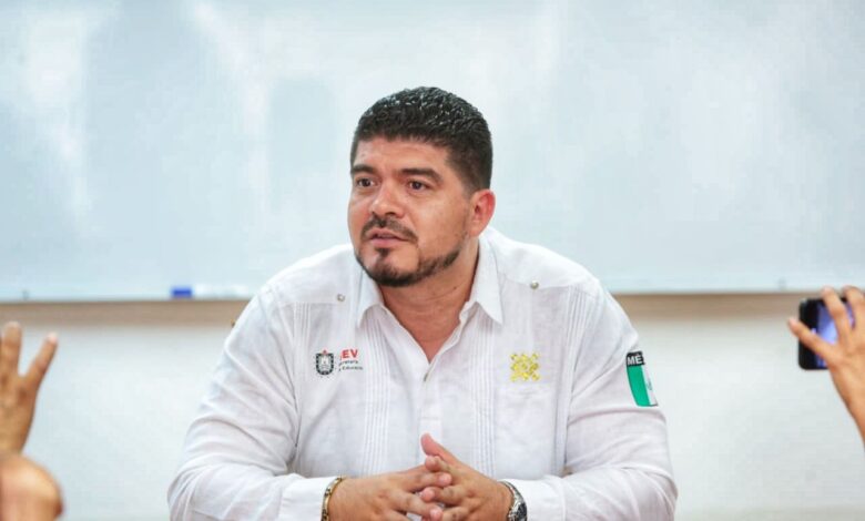 En Veracruz se realizan miles de acciones para transformar la educación: Zenyazen Escobar