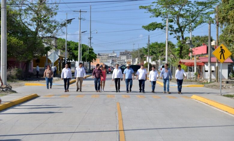 Con cariño estamos cumpliendo los compromisos en Pueblo Viejo, gobernador Cuitláhuac