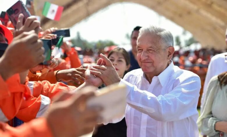 AMLO asegura que aún sin reelección, la 4T ganará en 2024 “por paliza”