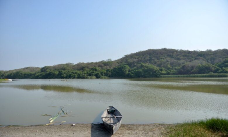 Analizan Gobernador y CONAGUA el rescate de la laguna de San Julián