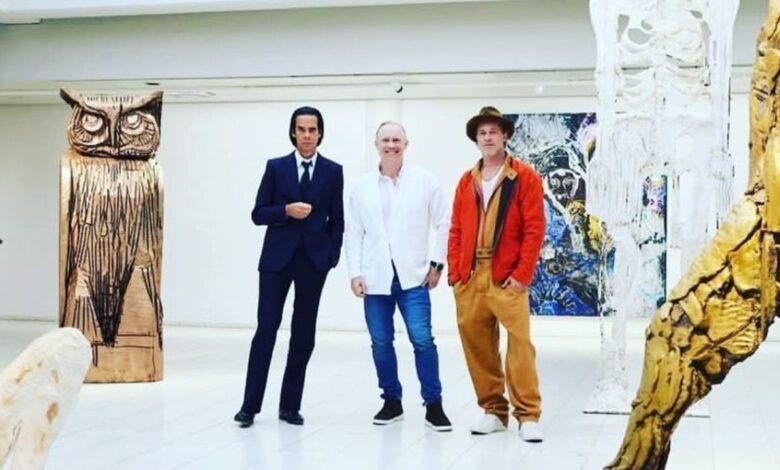 Brad Pitt debuta como escultor y expone obras junto a Nick Cave en Finlandia