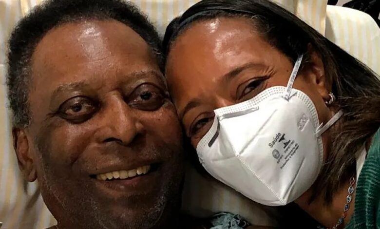 «Momentos felices son eternos», dice hija de Pelé desde hospital