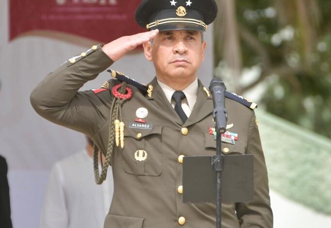 Gobernador da la bienvenida a nuevo comandante de la 29 Zona Militar en Minatitlán