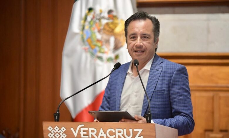 Insta Cuitláhuac García al SAT a investigar a Xóchitl Gálvez por evasión fiscal