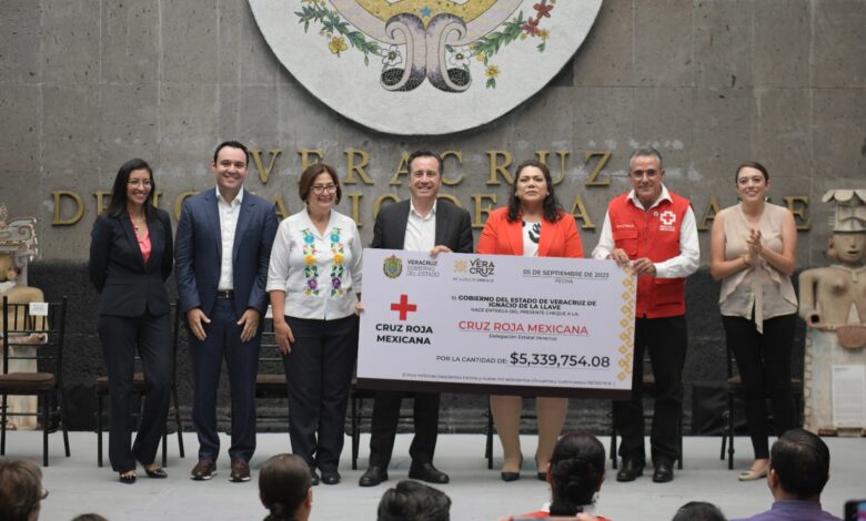 Agradece Gobernador contribución de la sociedad; entrega 5.3 mdp a la Cruz Roja