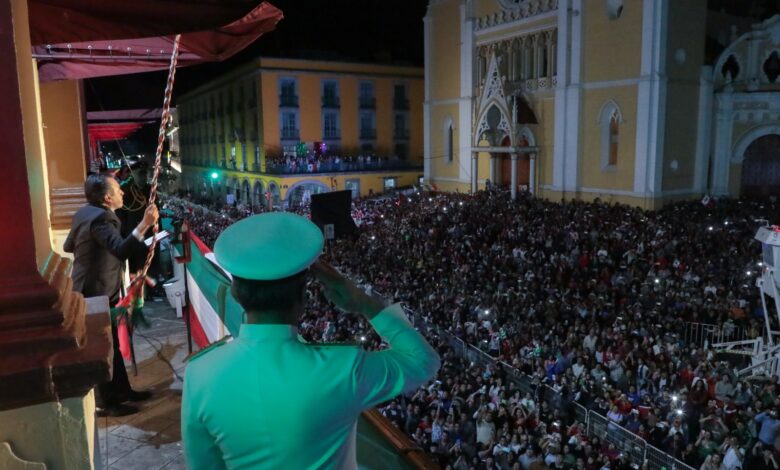 En armonía y unidad, festeja Veracruz la Independencia de México