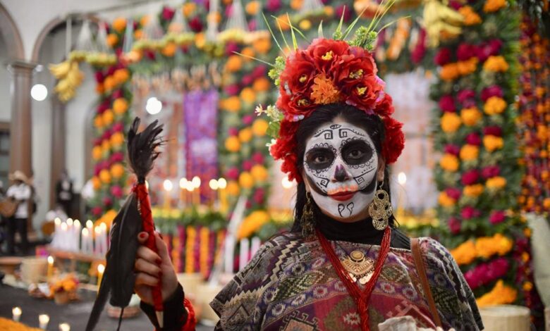 ¡Listos para el Desfile de Catrinas Neón!: Cuitláhuac García