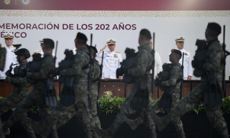 Conmemora Veracruz el 202 aniversario de la Armada de México