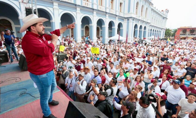 Zenyazen Escobar protagonizó contundente y masivo cierre de campaña