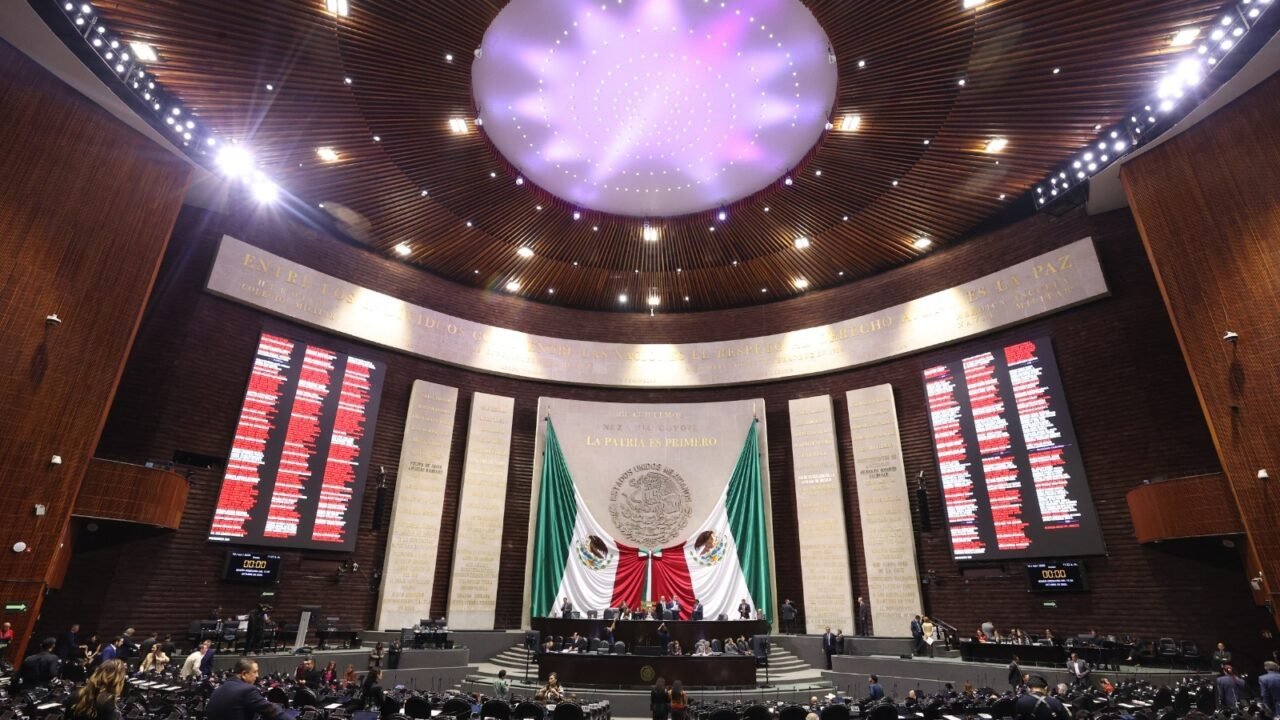Cámara de Diputados emite declaratoria de publicidad de dictámenes sobre el Paquete Económico 2027